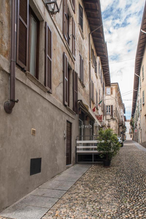 Апартаменты Cortile Del Forno Nel Centro Storico Арона Экстерьер фото